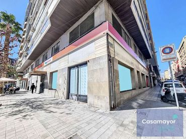 Local comercial en alquiler en Plaça Galicia