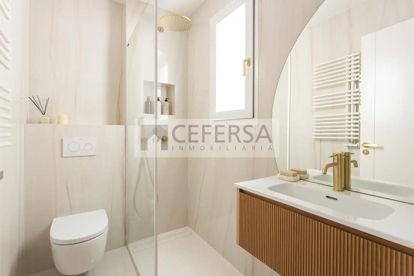 Bathroom of Flat for sale in Barcelona  with Air Conditioner, Heating and Storage room