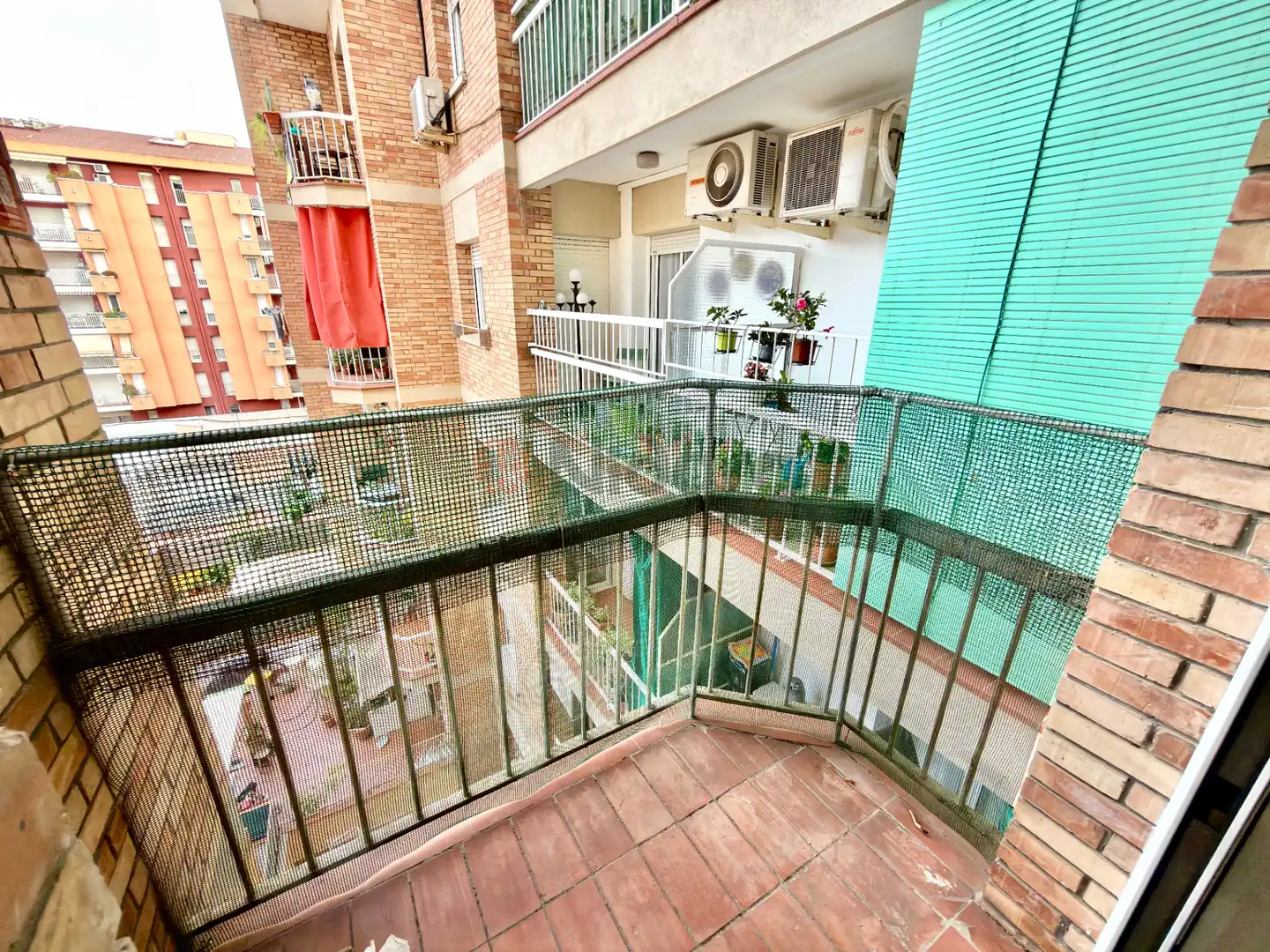 Terrasse von Wohnung zum Verkauf in Barcelona mit Möbliert, Ofen und Balkon