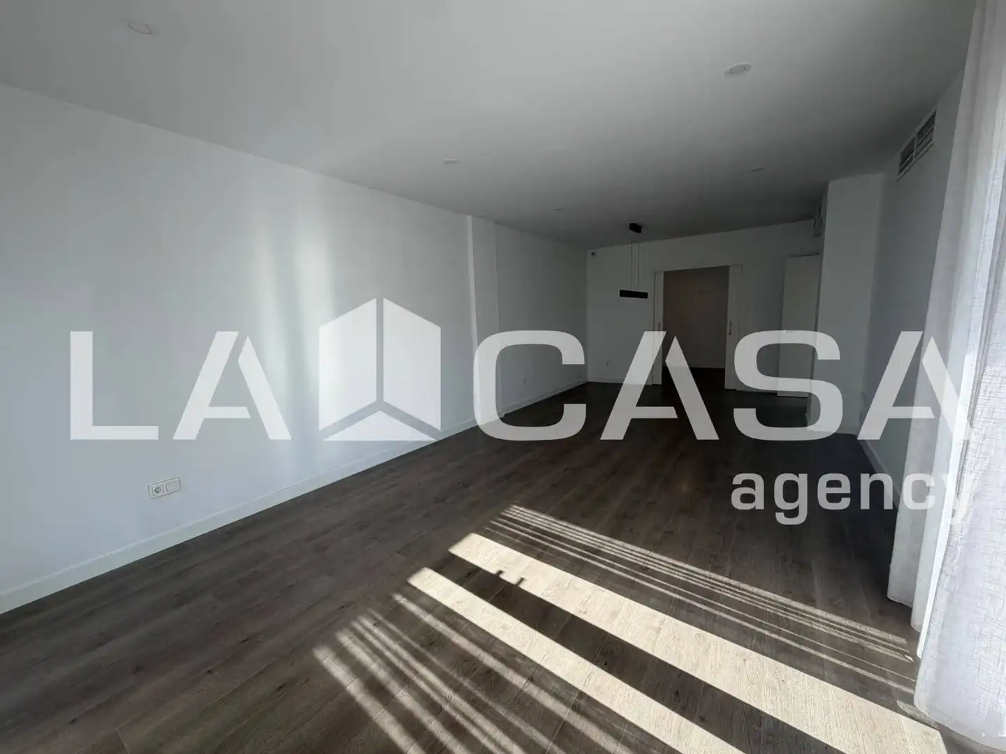 Semi-detached house for sale in Entrenúcleos, imagen 30