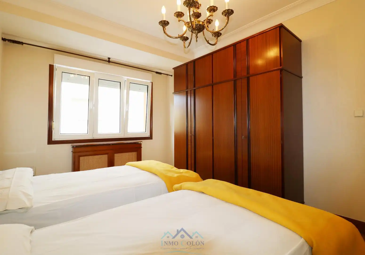 Habitación de Piso en venta en Irun  con Calefacción y Amueblado