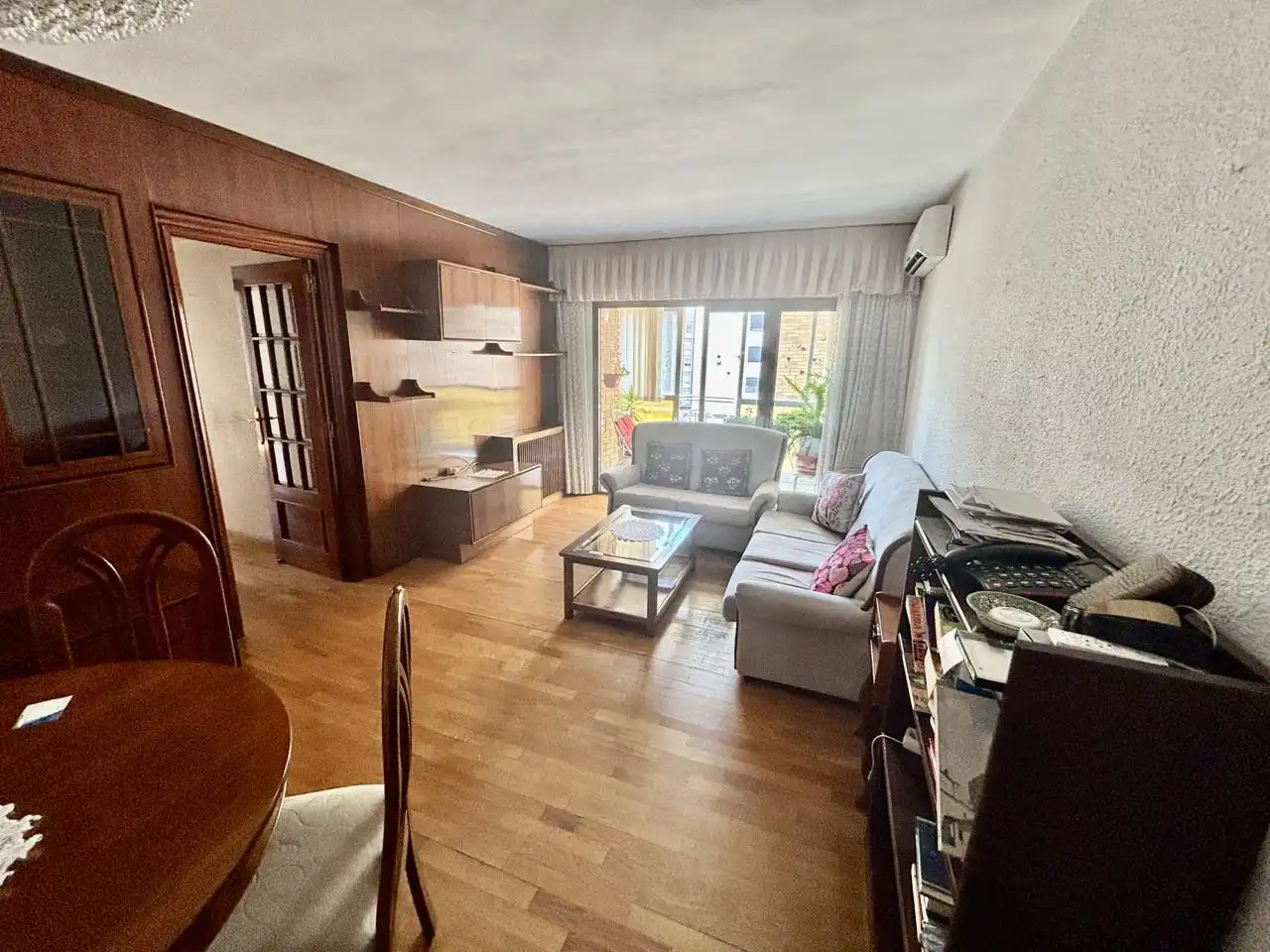 Living room of Flat for sale in Zaragoza  with Air Conditioner, Heating and Terrace