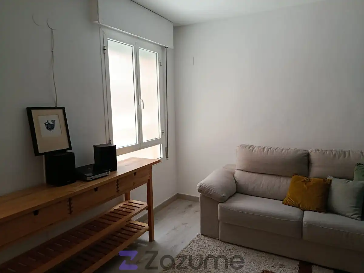 Sala de estar de Piso de alquiler en Sevilla con Aire acondicionado, Calefacción y Parquet