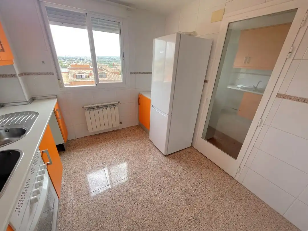 Kitchen of Duplexes for sale in Toledo  with Heating and Swimming Pool