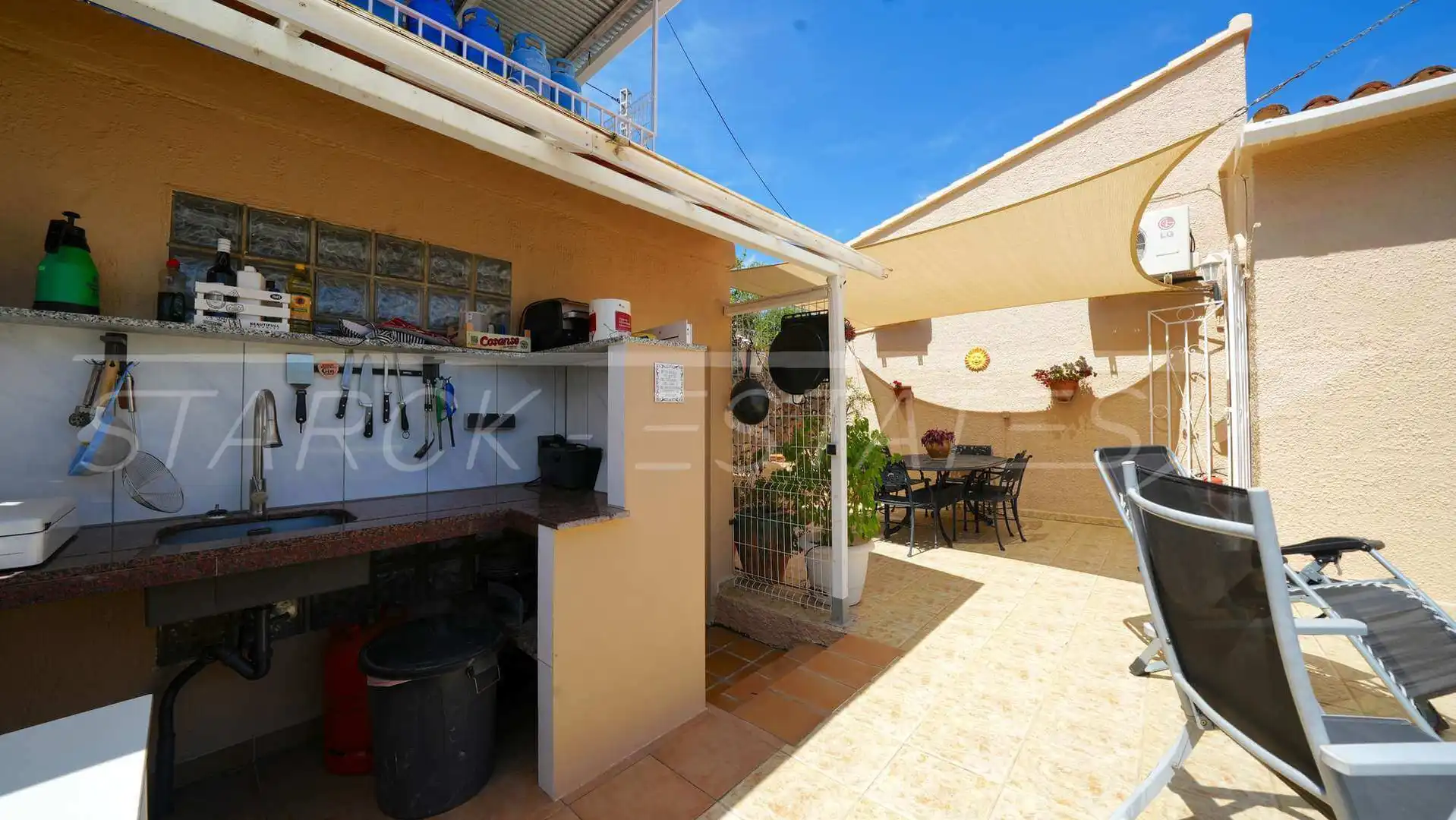 Terrassa de Casa o xalet en venda en Benidoleig amb Aire condicionat i Piscina