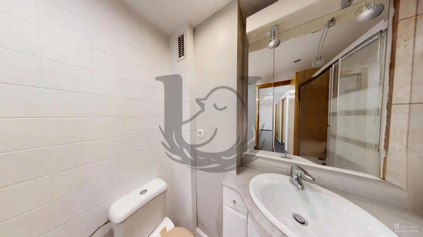 Bathroom of Flat for sale in Silla  with Air Conditioner and Terrace