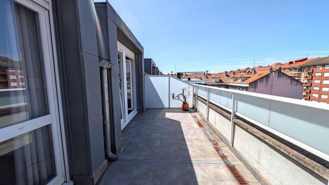 Piso en Alquiler en ARCE, 3 en Renedo