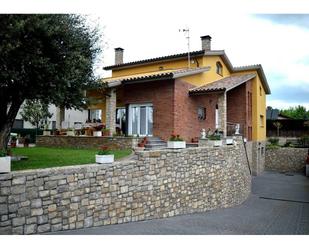 Vista exterior de Casa o xalet en venda en Sant Julià de Vilatorta amb Terrassa i Piscina