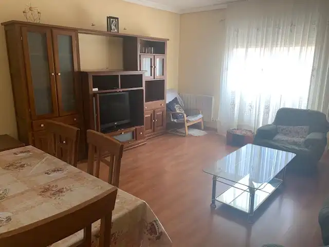 Sala de estar de Piso de alquiler en Puertollano con Aire acondicionado, Calefacción y Amueblado