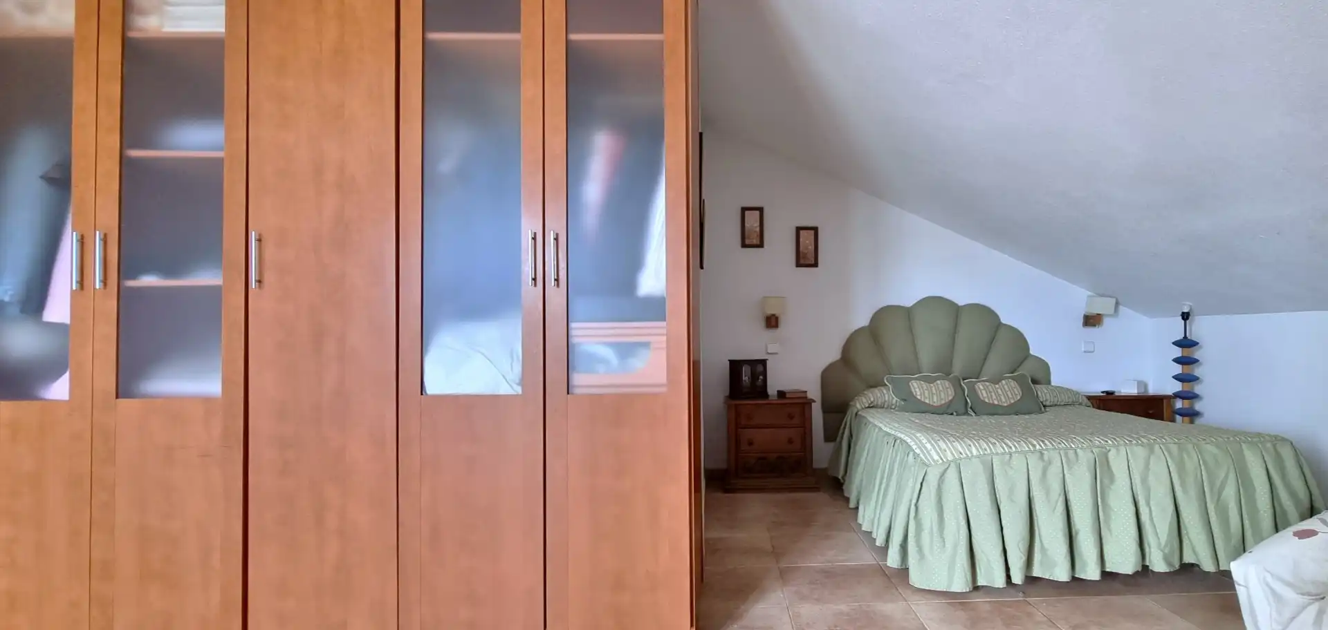 Dormitori de Casa adosada en venda en Guadalix de la Sierra amb Aire condicionat, Calefacció i Jardí privat