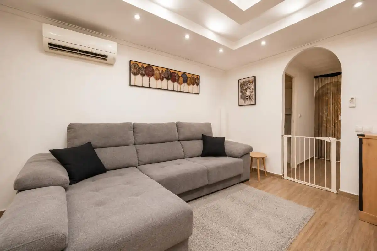 Sala de estar de Casa adosada en venta en Torrevieja con Calefacción