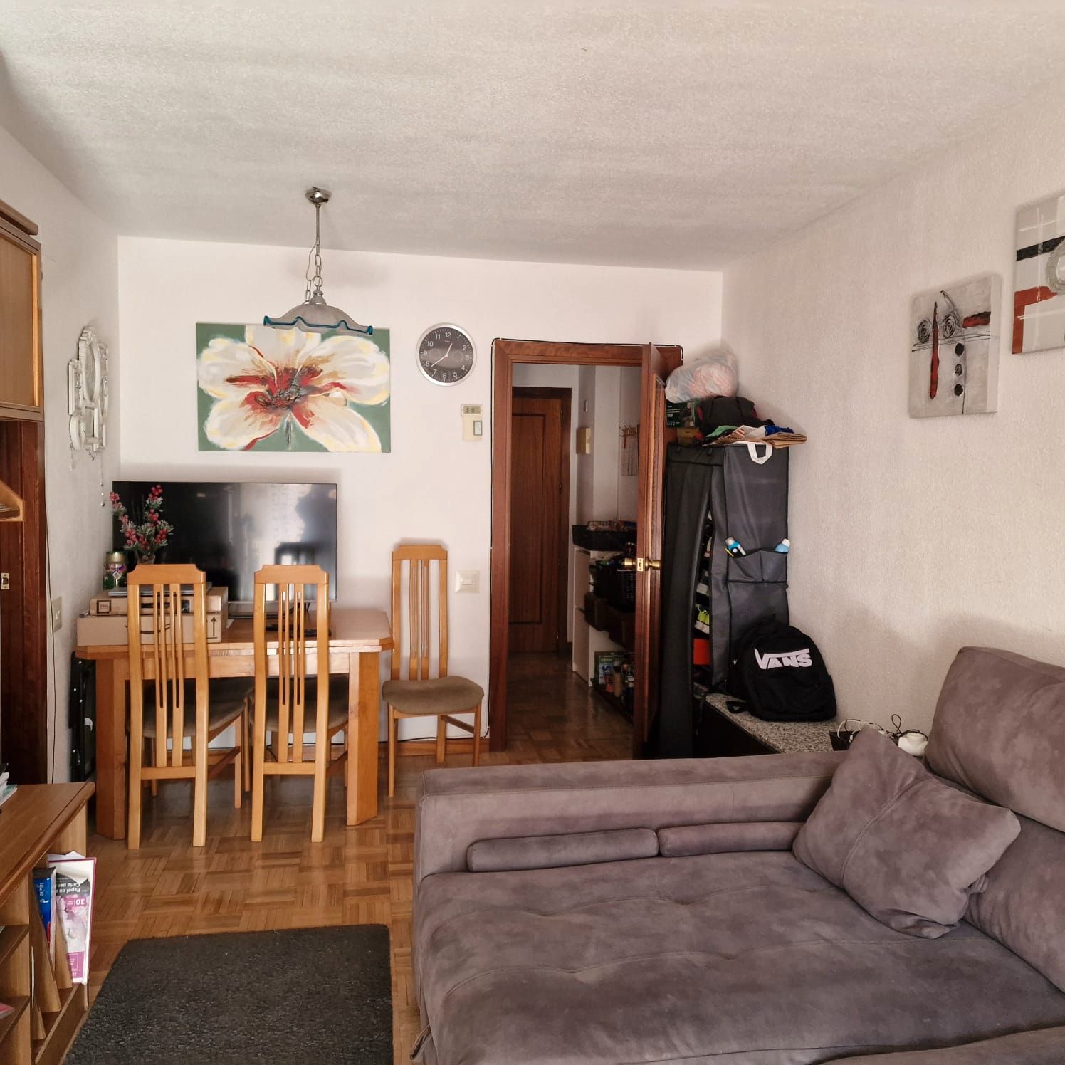 Living room of Flat for sale in Coslada  with Air Conditioner, Heating and Parquet flooring