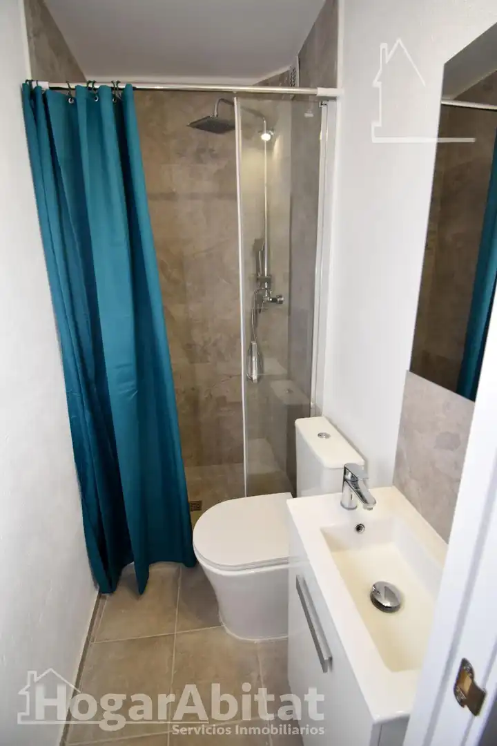 Bathroom of Houses for sale in Sueca  with Air Conditioner, Terrace and Furnished