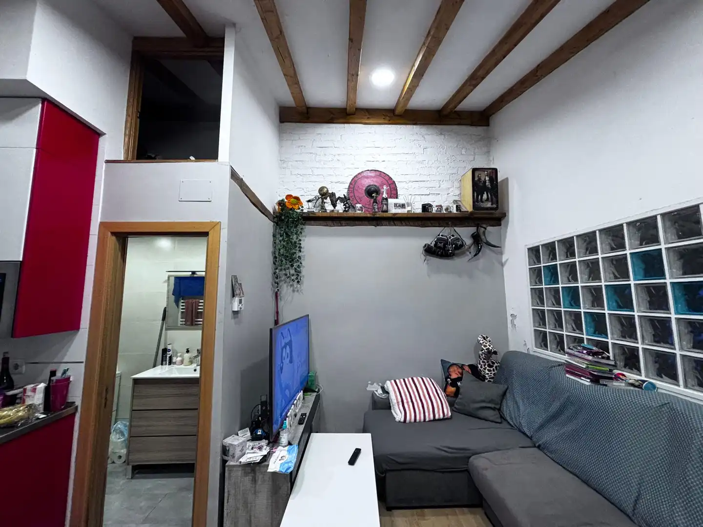 Sala d'estar de Casa adosada en venda en Burgos amb Calefacció i Traster