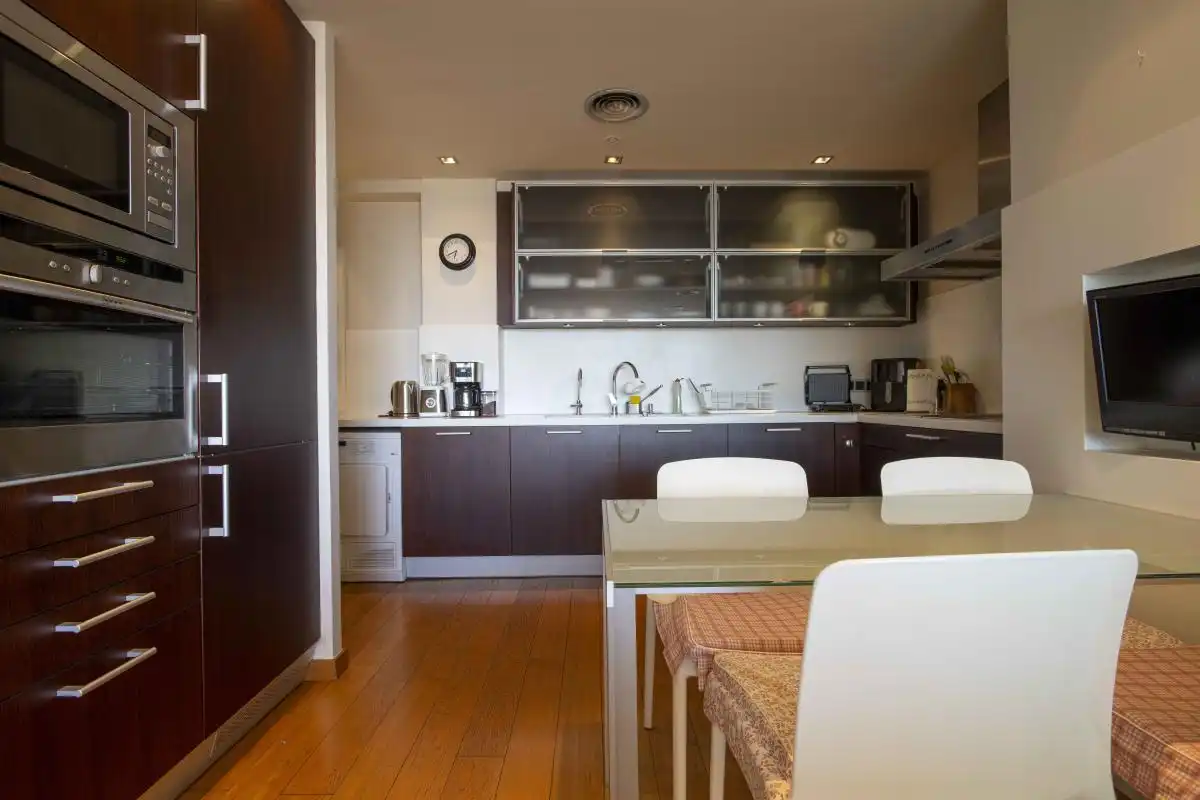 Cocina de Piso en venta en Barcelona con Aire acondicionado, Calefacción y Jardín privado