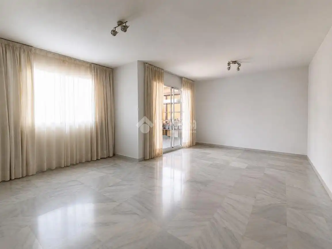 Living room of Flat for sale in Fuengirola