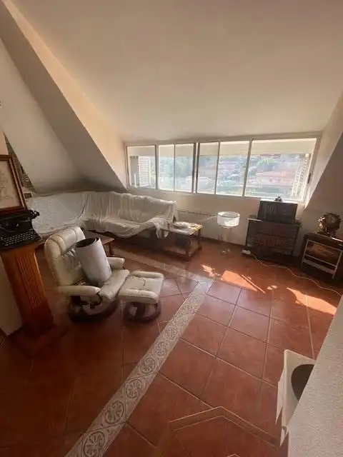 Sala de estar de Casa o chalet en venta en Chiva con Calefacción, Jardín privado y Piscina