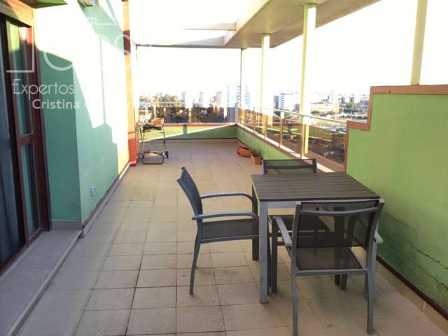 Ático en Alquiler en Barriada de Pineda