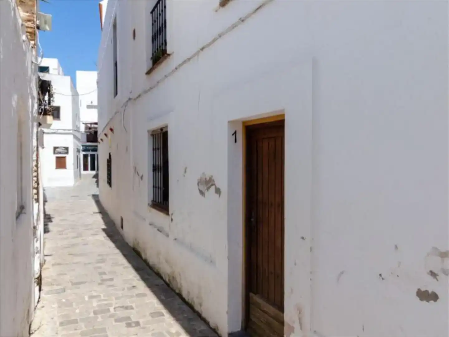 Vista exterior de Casa adosada en venta en Tarifa con Aire acondicionado y Balcón