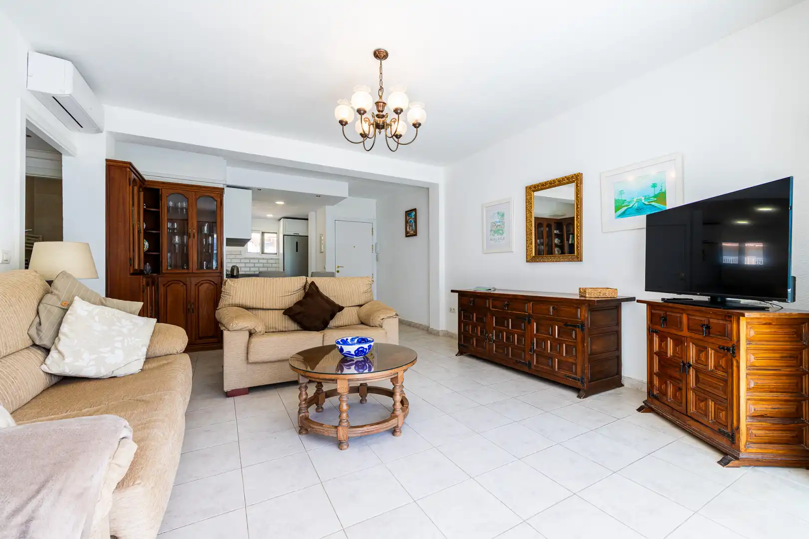 Living room of Apartments for sale in Fuengirola  with Air Conditioner, Terrace and Swimming Pool