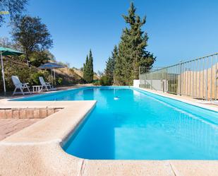 Piscina de Casa o xalet en venda en Huétor Tájar amb Calefacció, Jardí privat i Terrassa