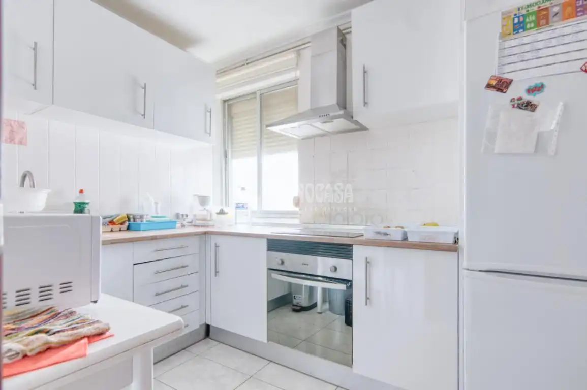 Cocina de Piso en venta en Salamanca con Calefacción y Balcón