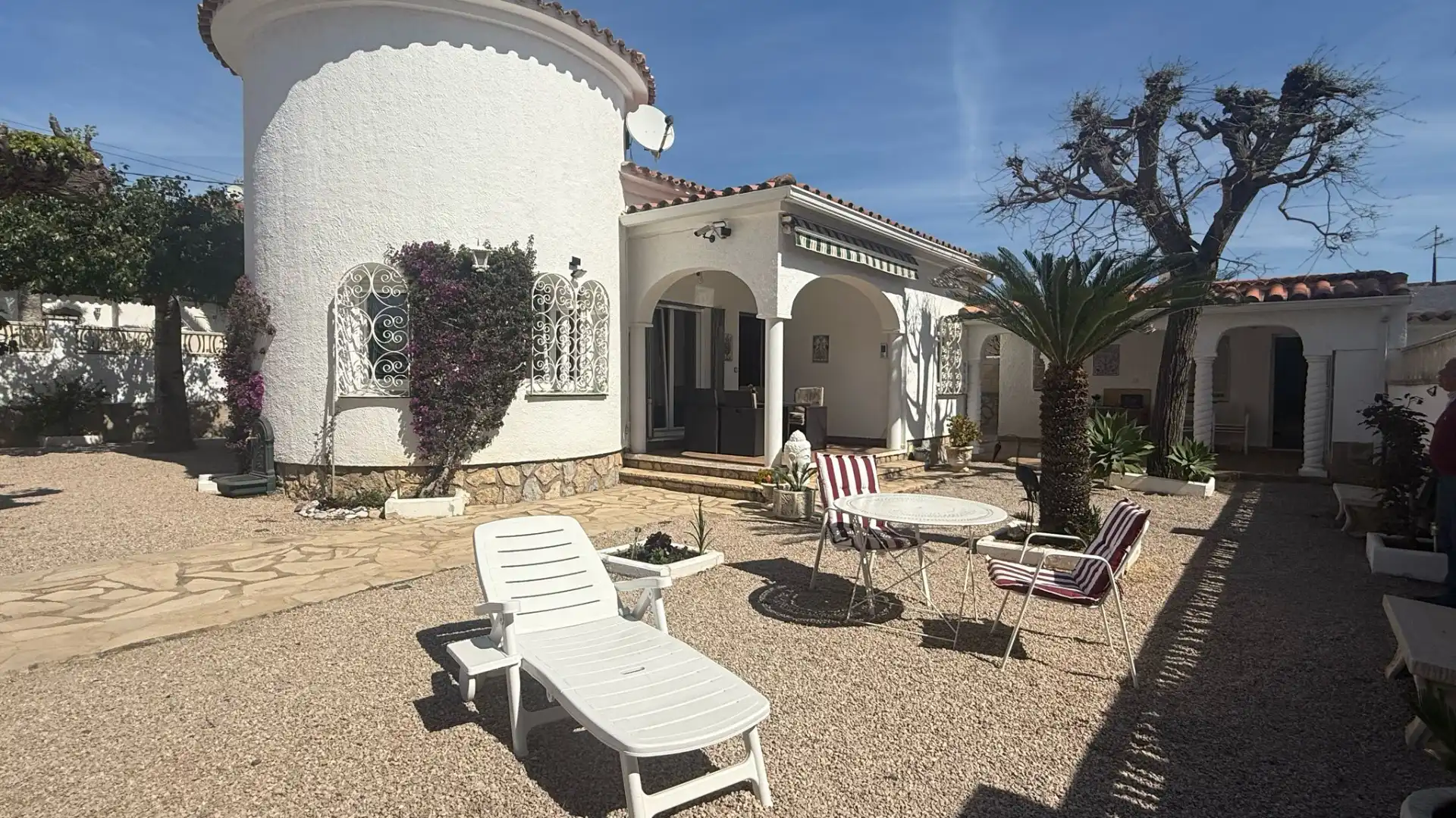 Vista exterior de Casa o chalet en venta en Mont-roig del Camp con Jardín privado y Terraza