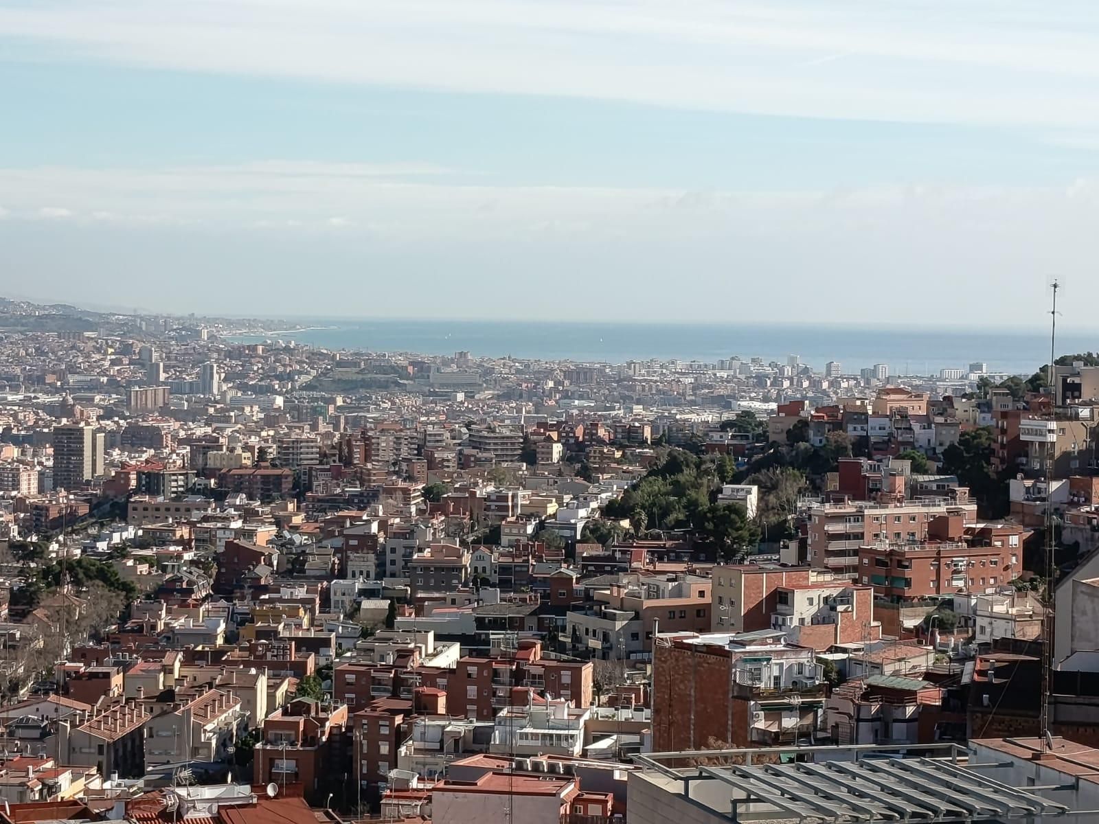 Vista exterior de Piso en venta en  Barcelona Capital con Aire acondicionado, Parquet y Balcón