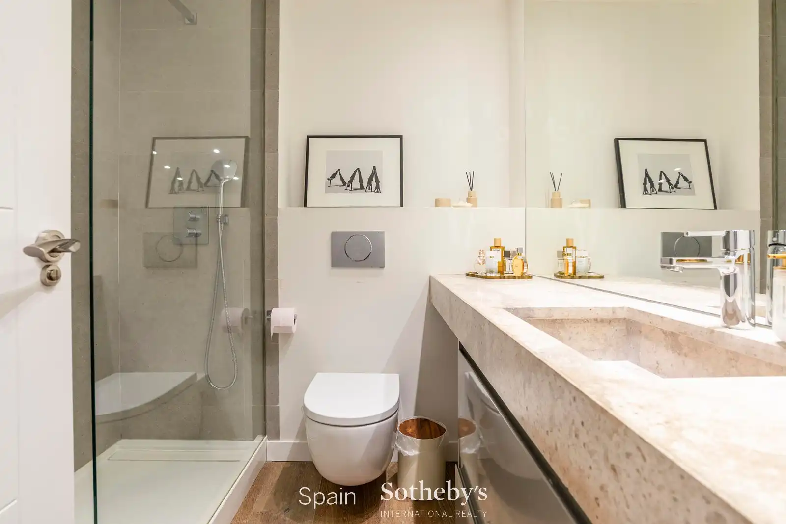 Bany de Apartament en venda en Madrid amb Aire condicionat, Calefacció i Traster