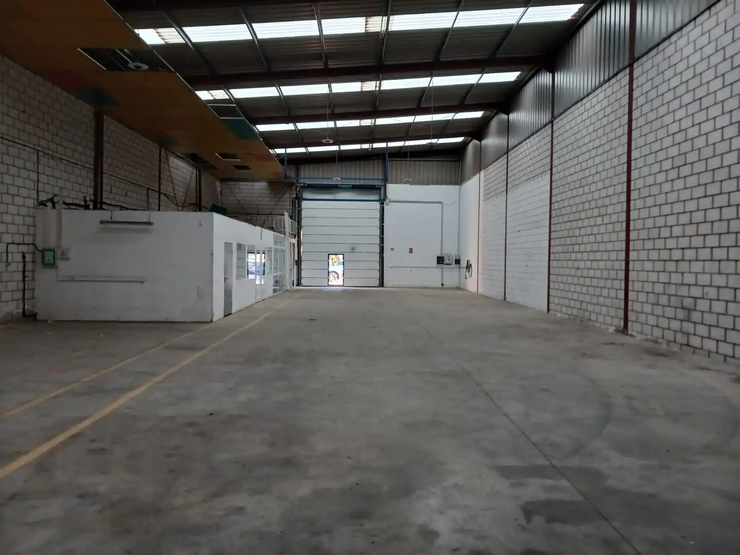 Fabrikhallen zur Miete in Larache