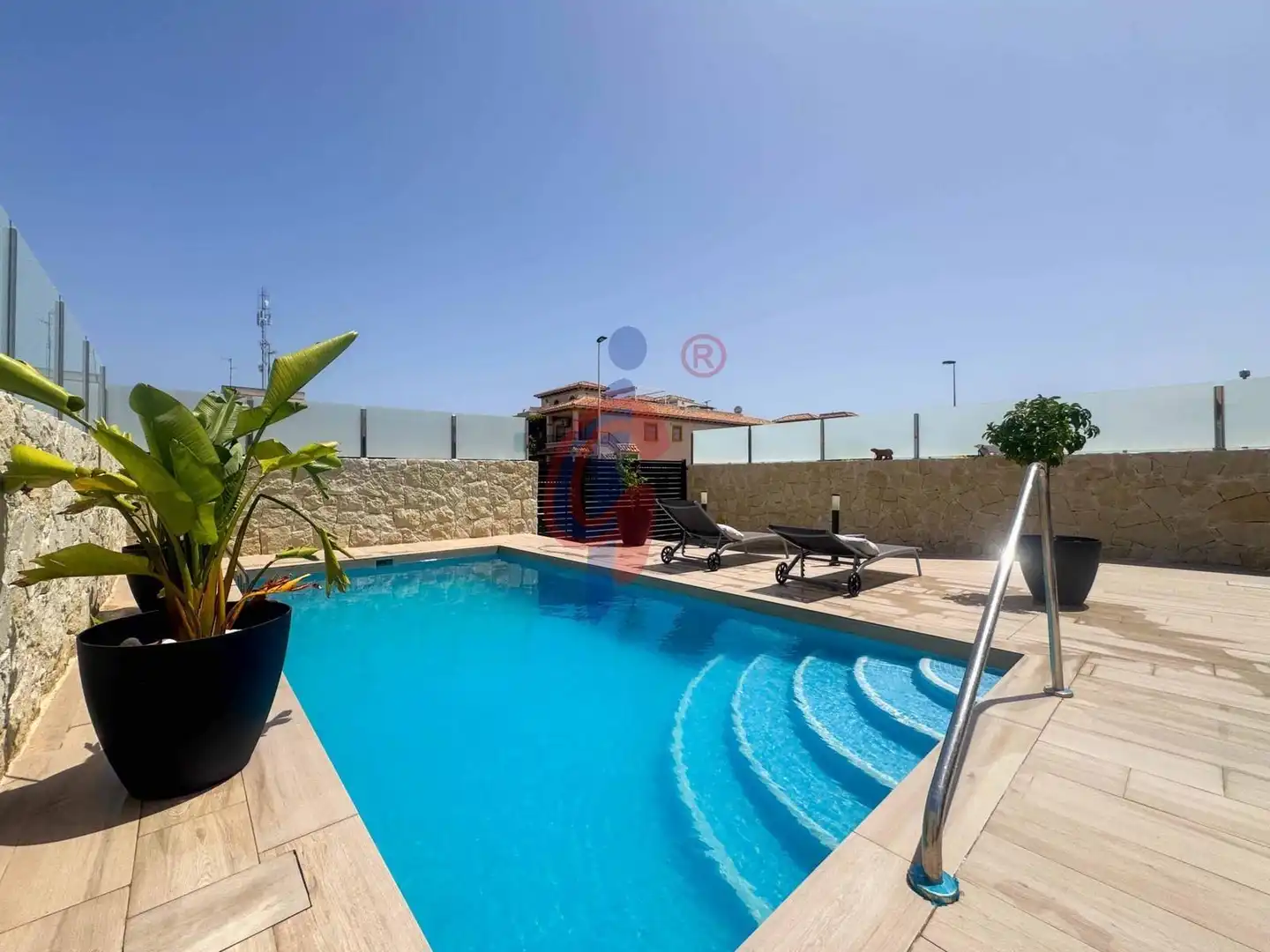 Piscina de Casa o xalet en venda en Orihuela amb Aire condicionat, Terrassa i Piscina