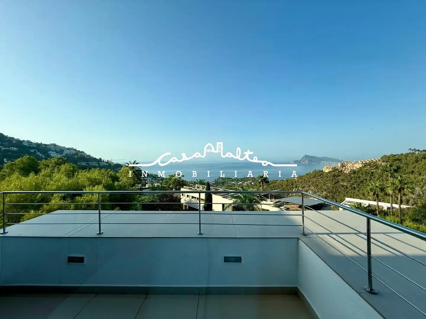 Vista exterior de Casa o xalet de lloguer en Altea amb Aire condicionat, Calefacció i Jardí privat