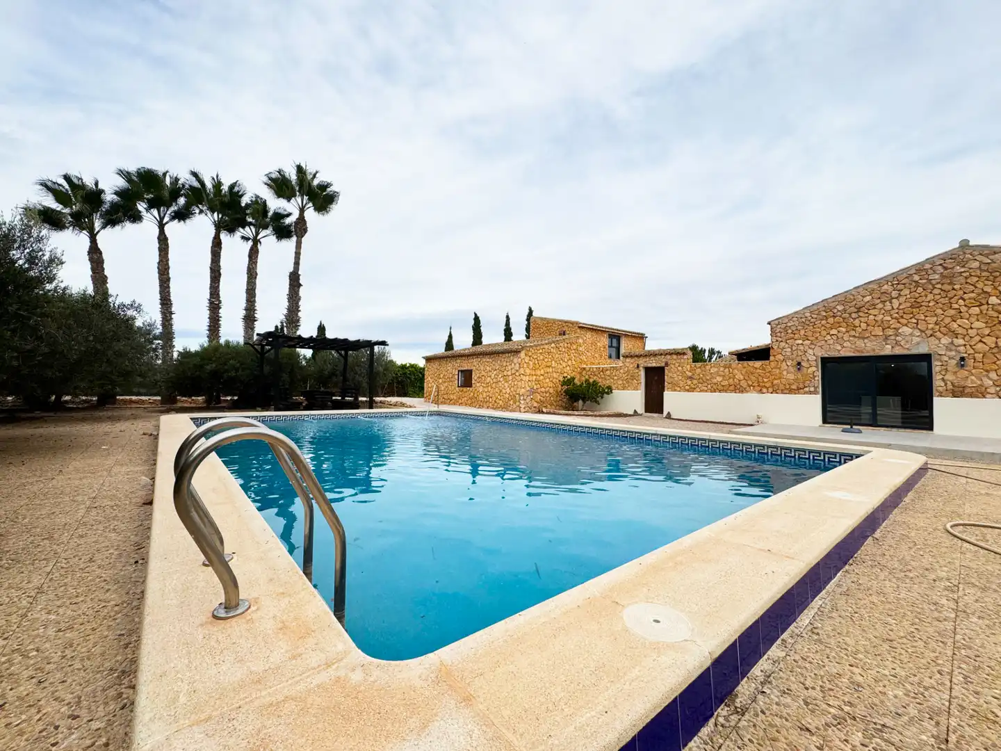 Piscina de Finca rústica en venta en San Javier con Aire acondicionado, Calefacción y Jardín privado