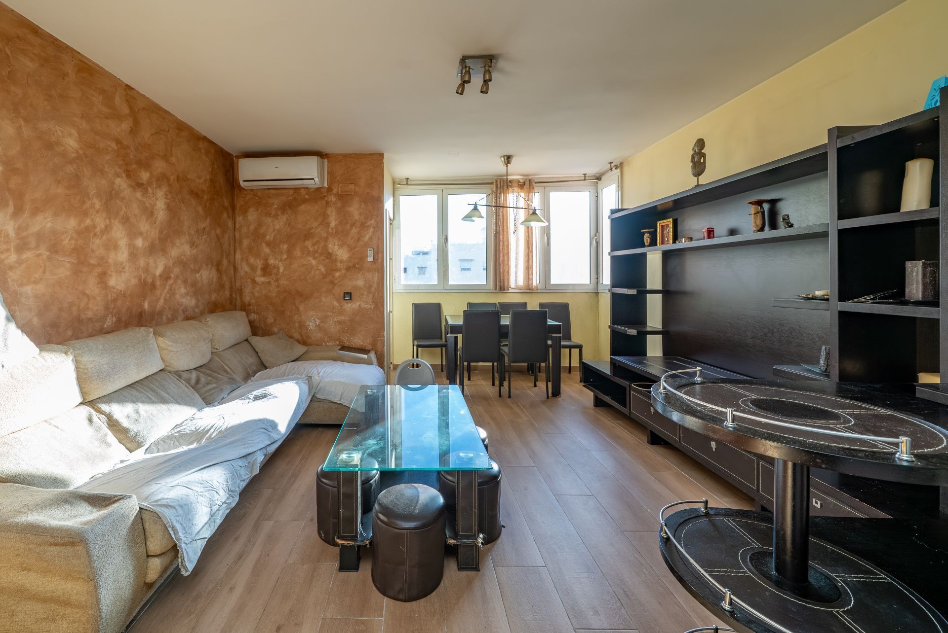 Sala d'estar de Pis en venda en Elche / Elx amb Aire condicionat i Moblat