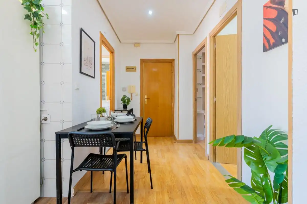 Room in Ciutat Fallera
