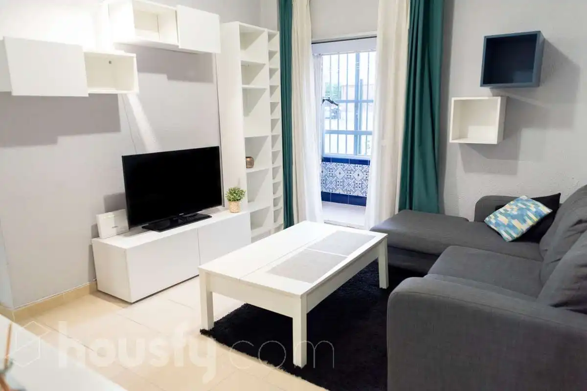 Ground floor for rent in Barriada la Palmilla, El Torrejón - El Cerezo