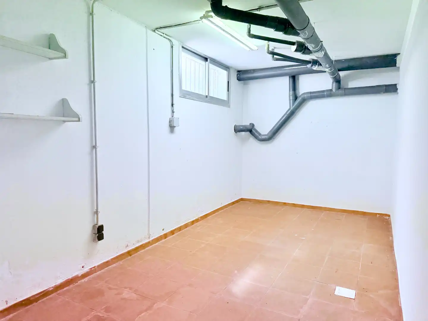 Casa adosada de alquiler en Sant Feliu de Llobregat con Aire acondicionado, Calefacción y Jardín privado