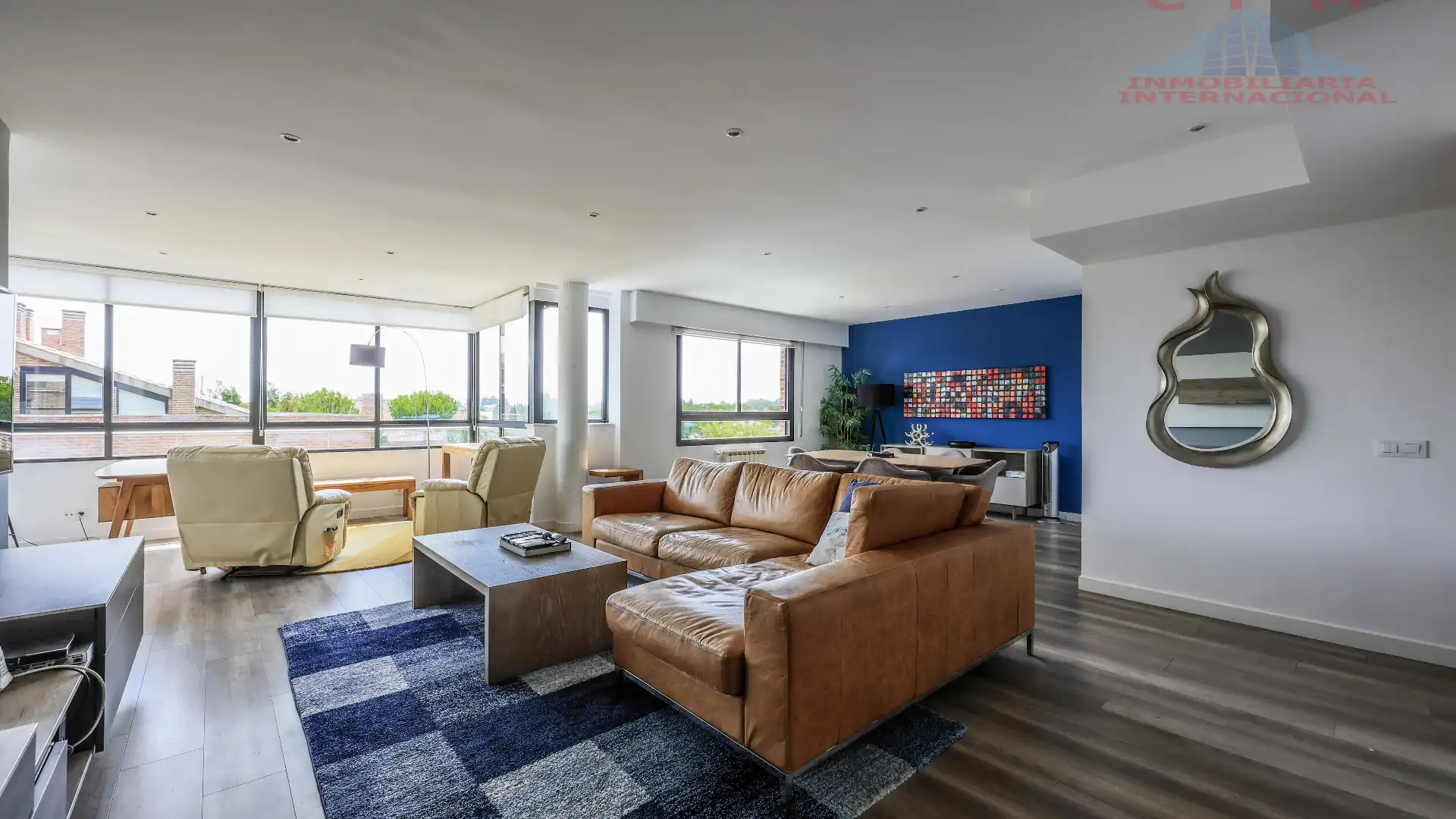 Sala de estar de Dúplex de alquiler en La Moraleja con Aire acondicionado, Calefacción y Parquet