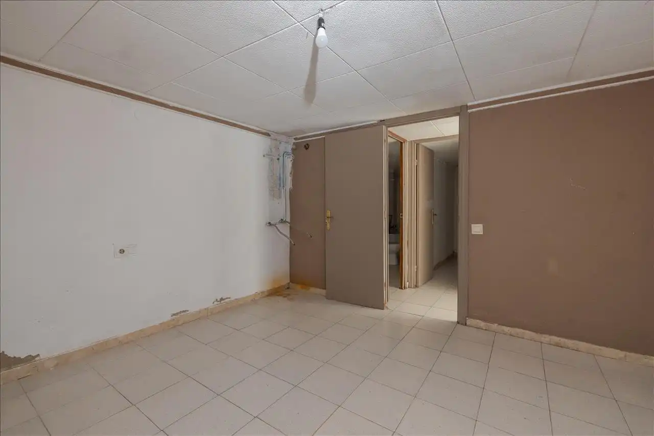 Casa adosada en venta en Amposta con Terraza