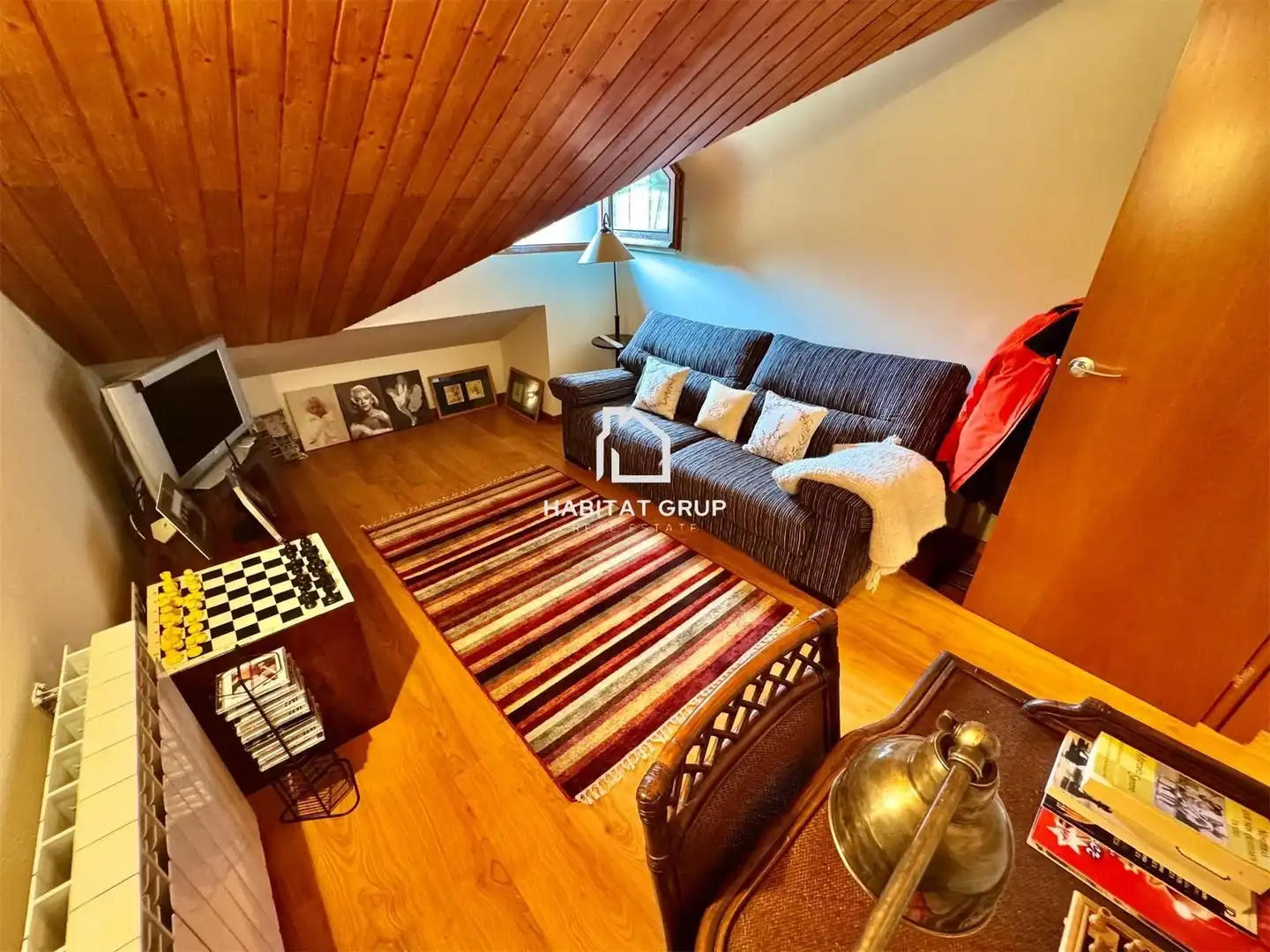 Dúplex en venta en Alp con Calefacción, Terraza y Trastero