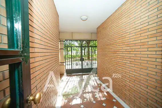 Planta baja de alquiler en Calle del Deporte, 2, Poniente-Norte - Miralbaida - Parque Azahara