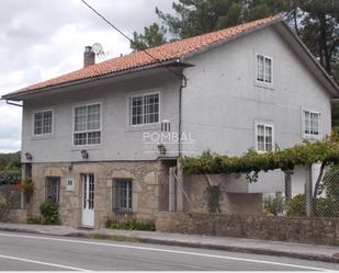 Vista exterior de Casa o xalet en venda en Rois amb Calefacció, Jardí privat i Terrassa