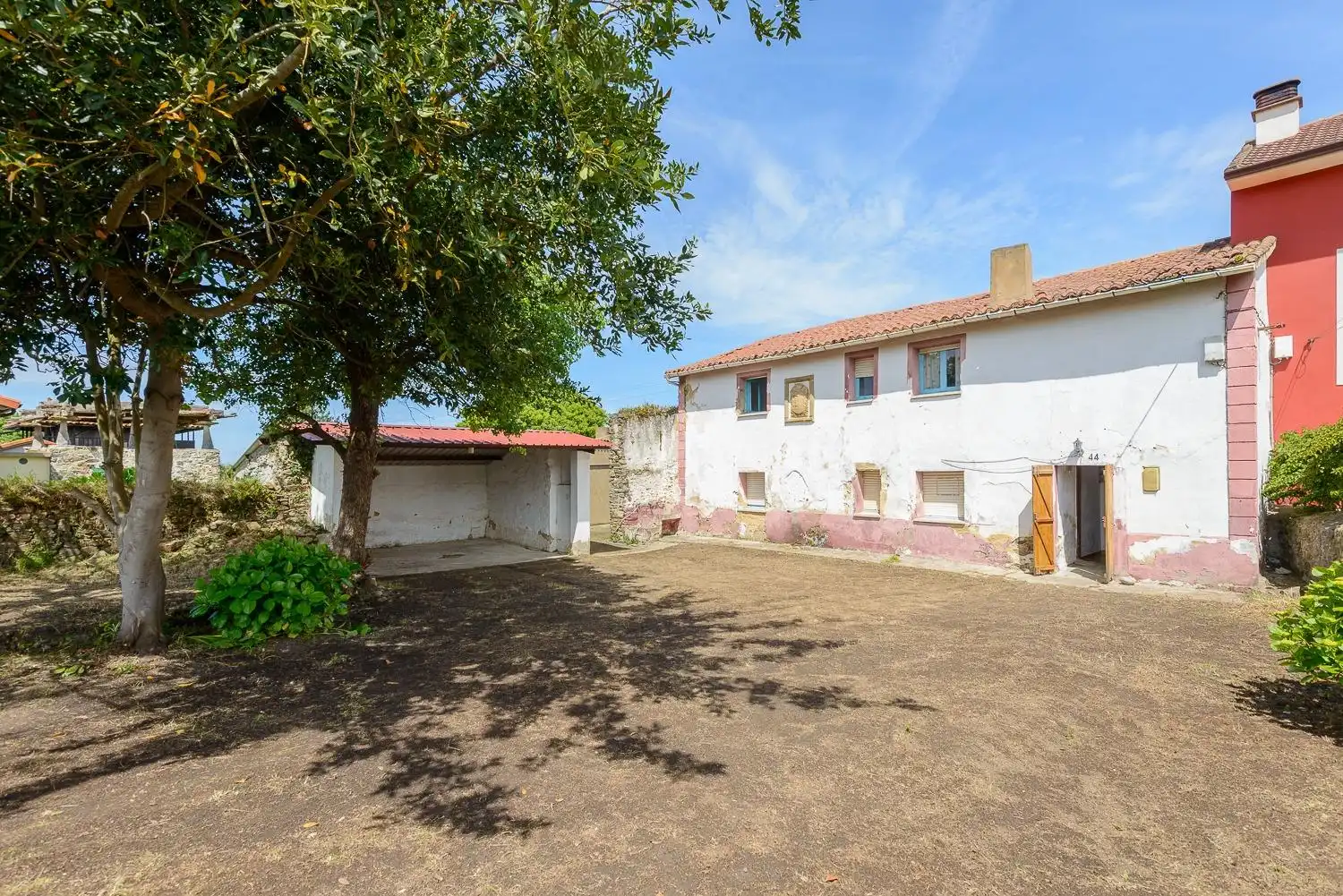 Außenansicht von Country house zum Verkauf in Cudillero mit Privatgarten