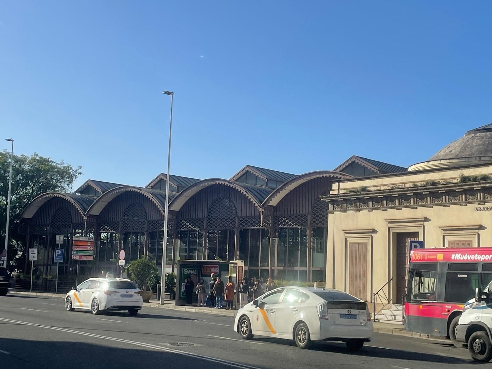 Vista exterior de Piso en venta en  Sevilla Capital