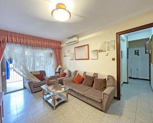 Living room of Flat for sale in Sabadell  with Air Conditioner, Heating and Balcony