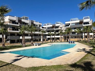 Pis amb balcó en venda a Orihuela Costa