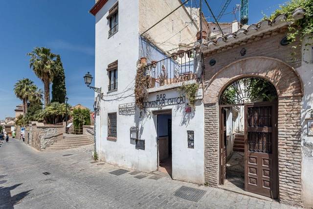 Edificio en Venta en Calle Puerta de las Granadas, 3 en Barrio de Albaicín