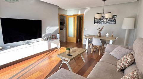Foto 2 de Piso en venta en Avenida Baix Penedes, El Tancat - Mas d'en Gual, El Vendrell