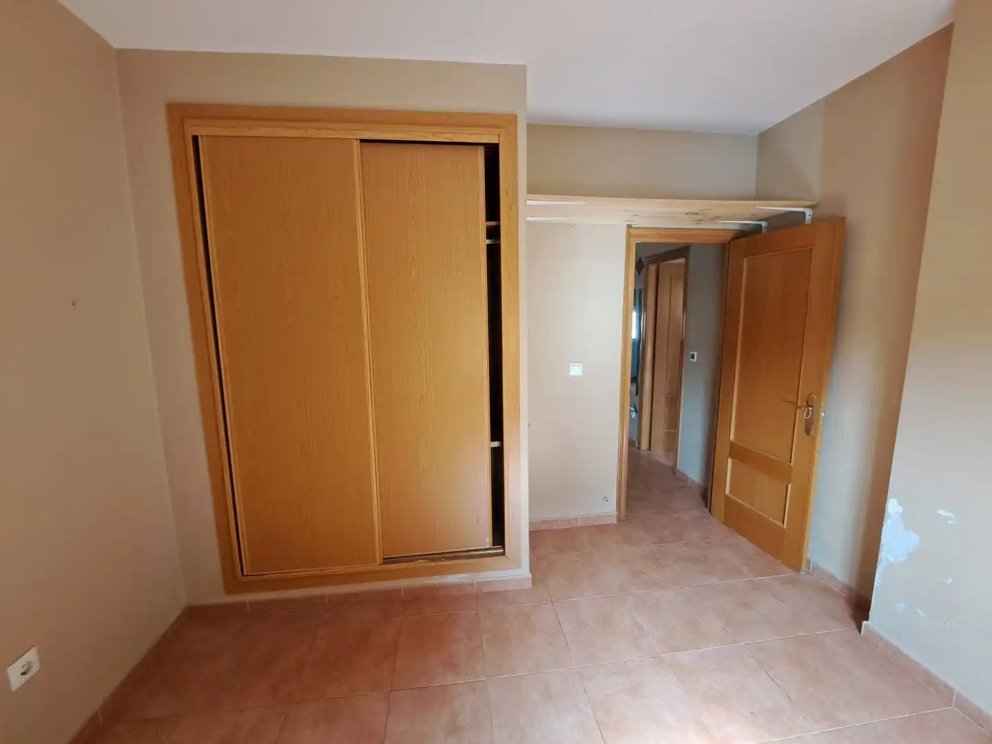 Habitación de Casa adosada en venta en Lepe