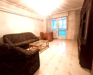 Living room of Flat for sale in Valladolid Capital  with Heating and Terrace